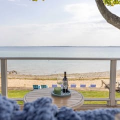 M6 10332 StoneyBeach