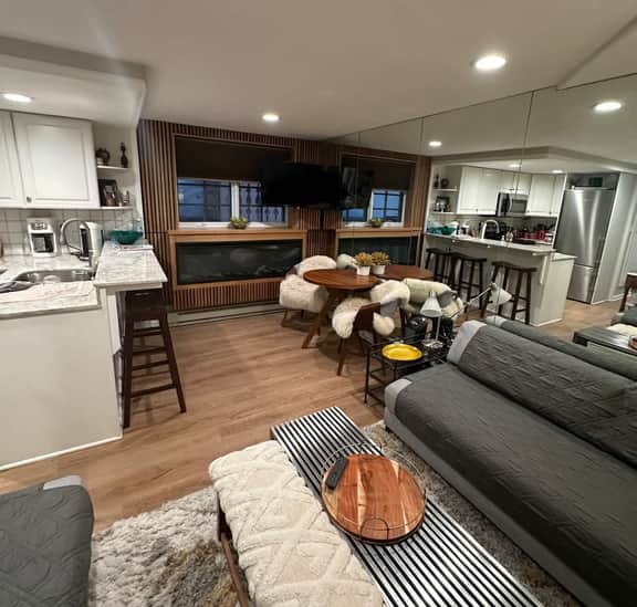 Walk to Gondola, 2 person shower, Hot Tub