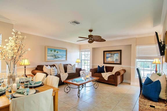F2 Siesta Key